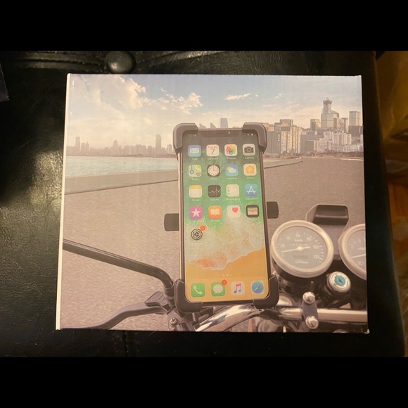 Brand new phone holder - Picture 1 of 2